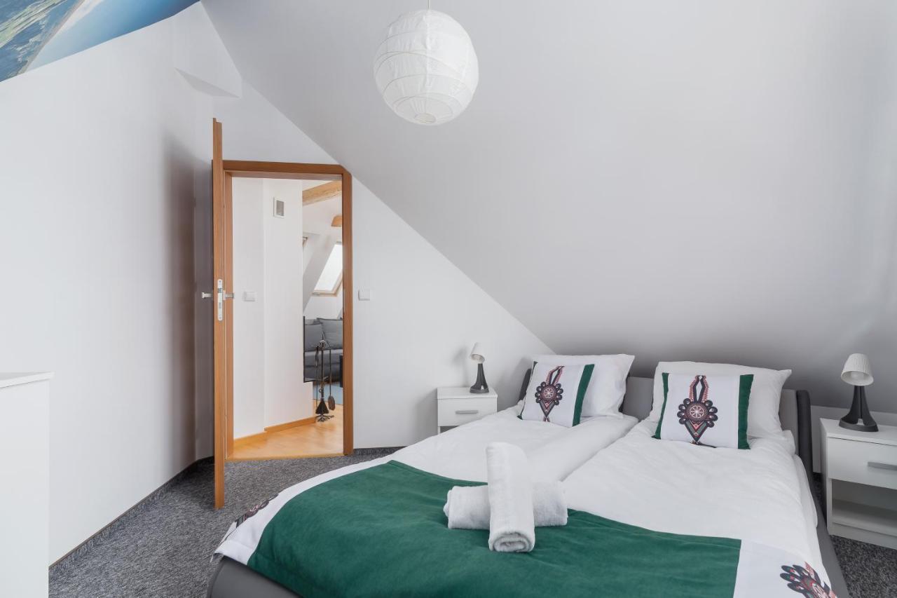 דירות זקופאנה Apartament Rysy Droga Do Daniela By Renters מראה חיצוני תמונה